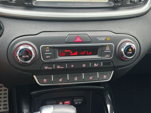 Used 2019 Kia Sorento SX AWD/4WD image 24