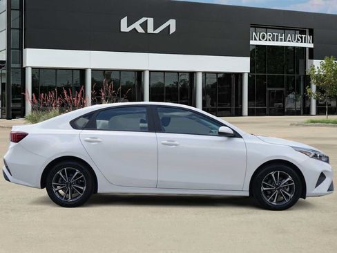 Certified 2024 Kia Forte LXS FWD image 6