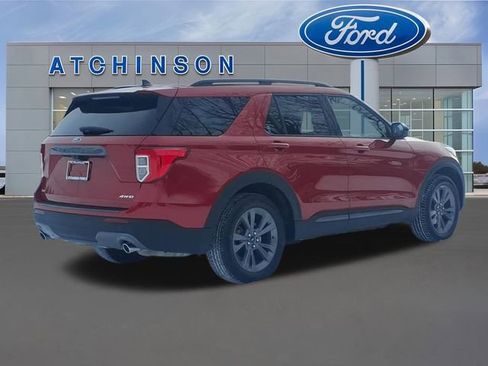 Certified 2022 Ford Explorer XLT w/ Equipment Group 202A image 5