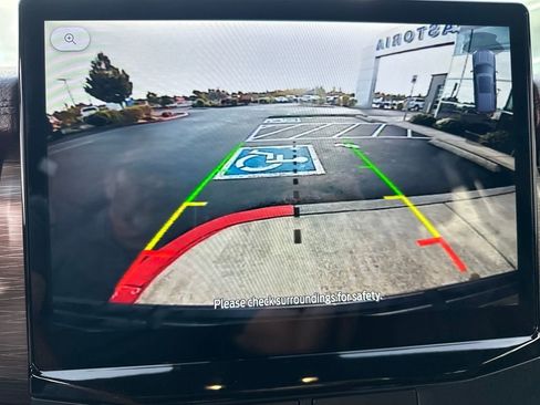 Used 2022 Ford Expedition Max Limited image 20