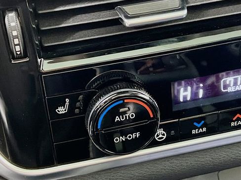 Used 2021 Nissan Rogue Platinum image 20