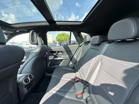 New 2026 Mercedes-Benz GLC 300 4MATIC image 29