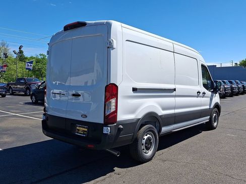 New 2026 Ford Transit 250 148 Medium Roof w/ Load Area Protection Package RWD image 4