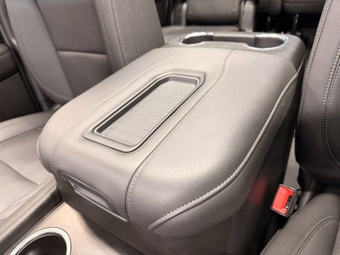 Used 2024 Chevrolet Tahoe Z71 image 41