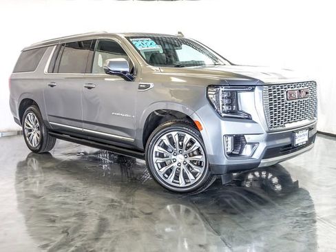 Certified 2022 GMC Yukon XL Denali AWD/4WD image 2