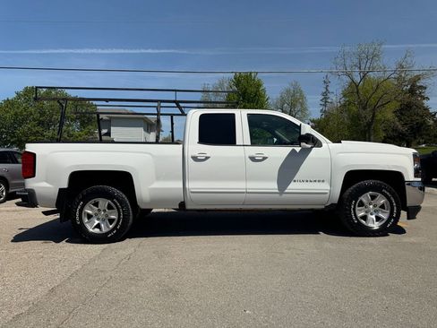 Used 2019 Chevrolet Silverado 1500 LT AWD/4WD image 4