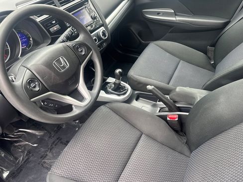 Used 2019 Honda Fit LX image 4