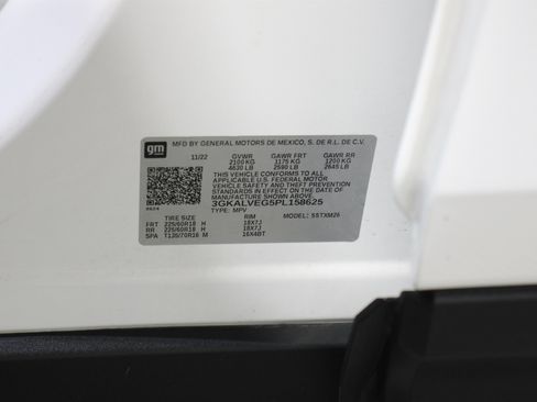 Used 2023 GMC Terrain SLT AWD/4WD image 41