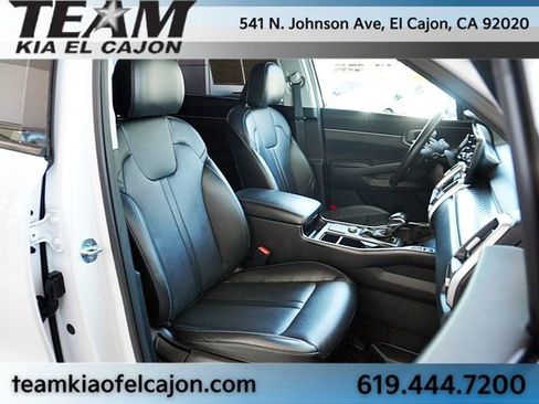 Certified 2021 Kia Sorento S FWD image 12