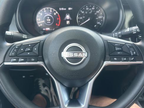 Used 2024 Nissan Kicks SV FWD image 22