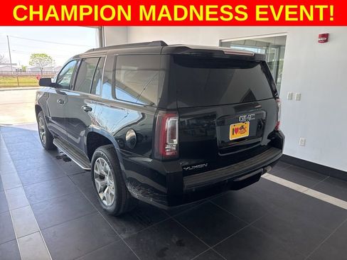 Used 2019 GMC Yukon SLE w/ SLE Value Package image 4
