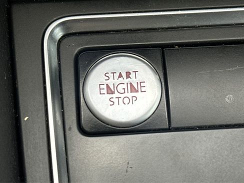 Used 2015 Volkswagen Jetta SE image 31