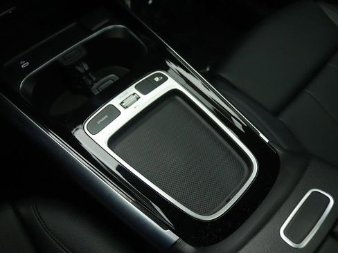New 2026 Mercedes-Benz GLA 250 image 6