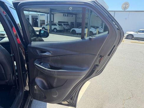 Used 2021 Buick Encore GX Essence w/ Sport Touring Package FWD image 32