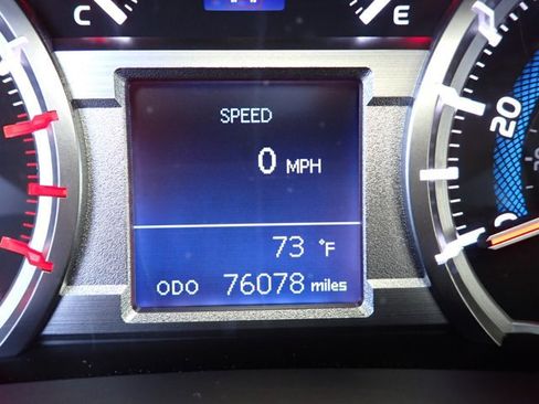 Used 2017 Toyota 4Runner SR5 Premium image 26