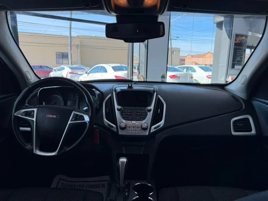 Used 2015 GMC Terrain SLE w/ Convenience Package AWD/4WD image 16