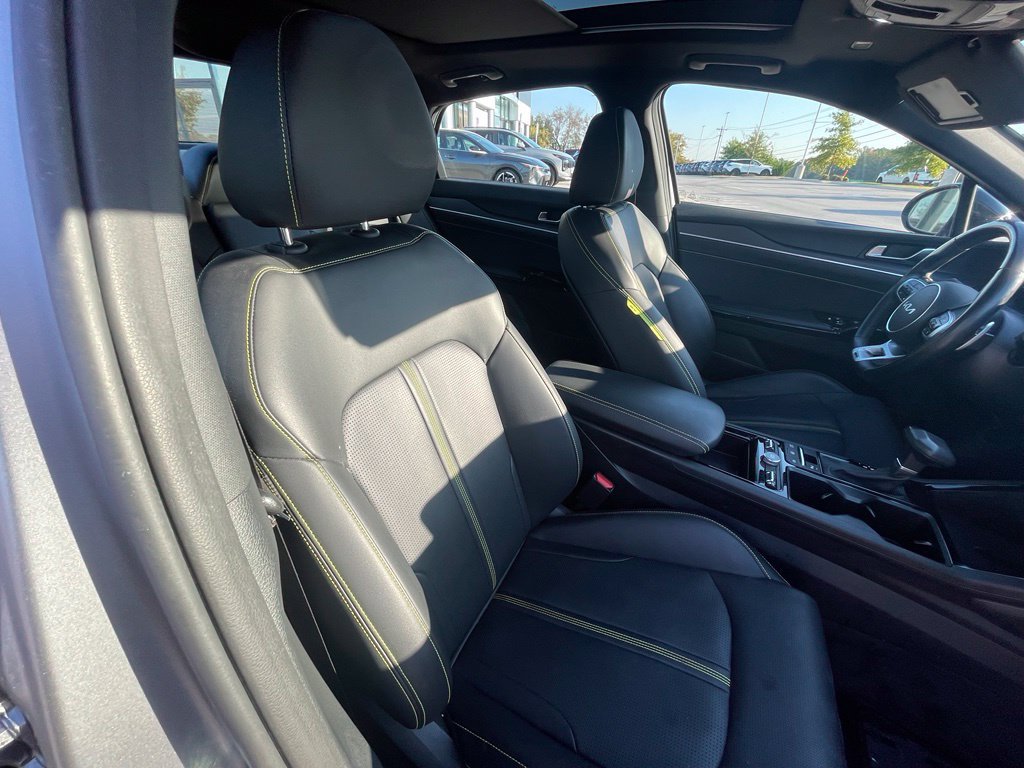 Certified 2025 Kia K5 GT w/ GT1 Package FWD image 30