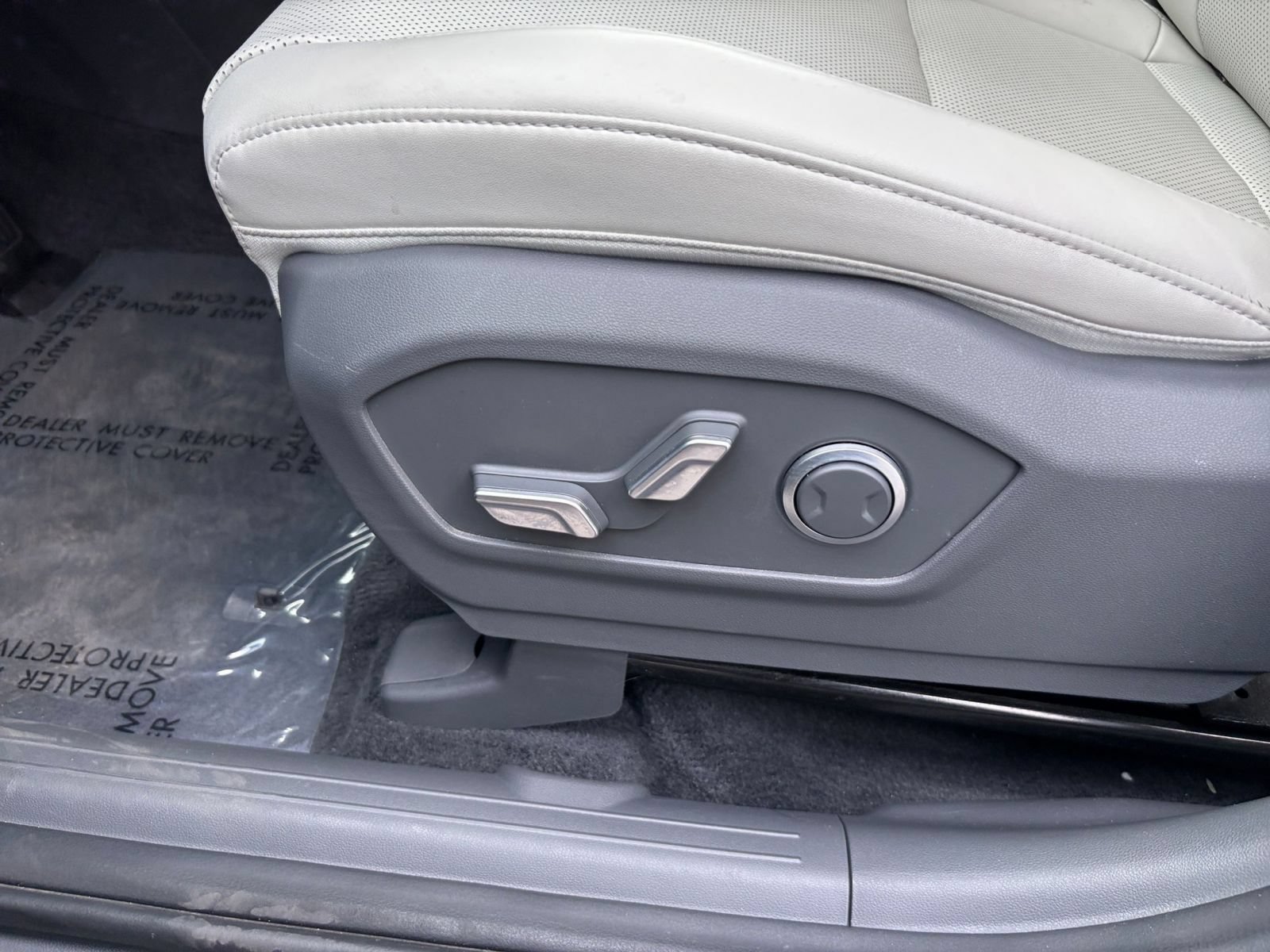Used 2025 Hyundai Santa Fe SEL AWD/4WD image 22