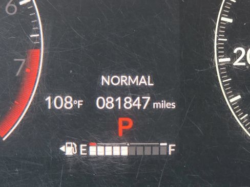 Used 2023 Honda HR-V EX-L image 36