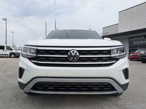 Used 2023 Volkswagen Atlas SE image 2