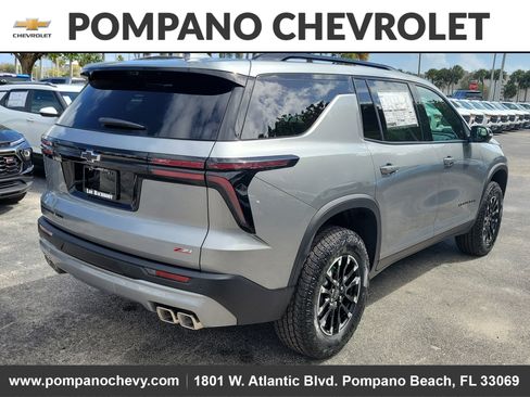 New 2026 Chevrolet Traverse Z71 w/ Driver Confidence Package image 7