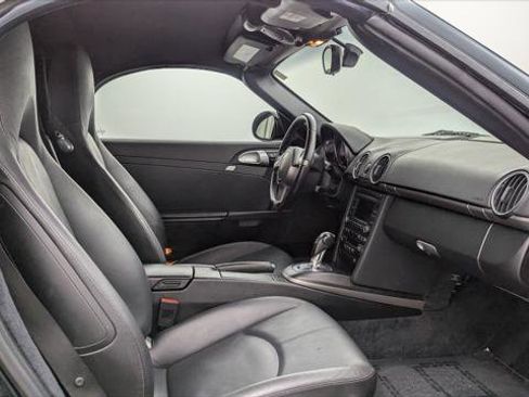 Used 2010 Porsche Boxster image 16