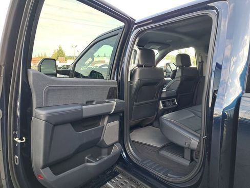 Used 2023 Ford F350 Lariat w/ Lariat Ultimate Package image 13