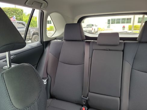 Used 2025 Toyota RAV4 LE AWD/4WD image 20