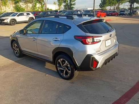 Used 2025 Subaru Crosstrek 2.0i Premium image 13