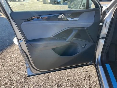 New 2026 Volkswagen Tiguan SE image 25