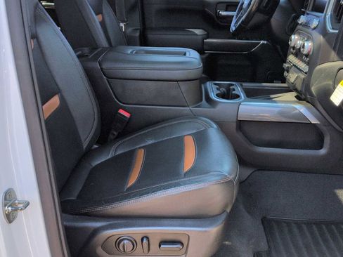 Used 2020 GMC Sierra 2500 AT4 w/ AT4 Premium Package AWD/4WD image 25