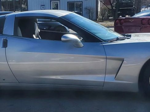 Used 2008 Chevrolet Corvette Coupe image 3