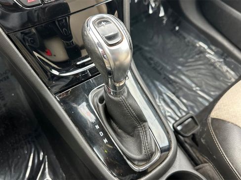 Used 2020 Buick Encore Preferred w/ Safety Package image 23