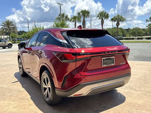 Used 2024 Lexus RX 350 Premium w/ Accessory Package (Z1) FWD image 6