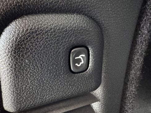 Used 2025 Dodge Durango GT w/ Blacktop Package RWD image 36