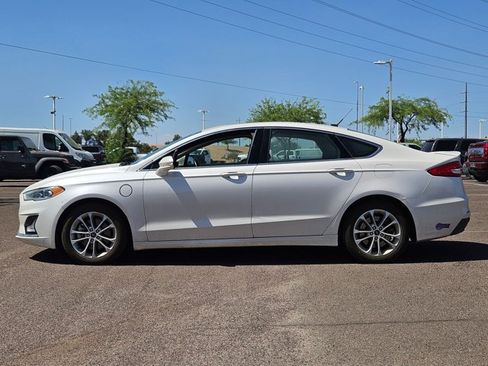 Used 2019 Ford Fusion Energi Titanium FWD image 8