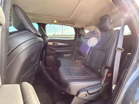 Certified 2024 INFINITI QX60 Luxe image 20