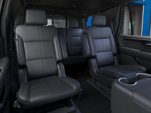 New 2026 Chevrolet Tahoe High Country AWD/4WD image 17