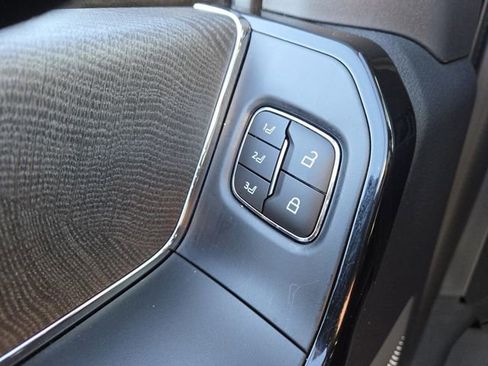 Used 2023 Ford F150 Lightning Platinum image 15