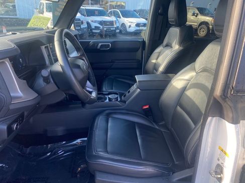 Certified 2025 Ford Bronco Outer Banks image 5