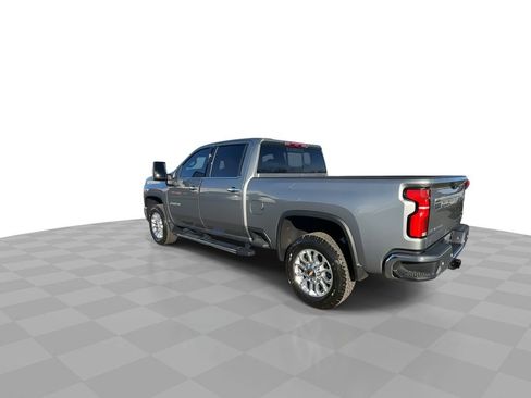 Used 2025 Chevrolet Silverado 2500 LTZ w/ LTZ Premium Package image 6