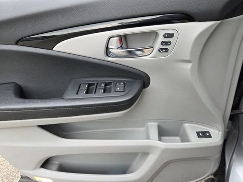 Used 2016 Honda Pilot Elite image 25