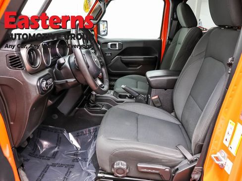 Used 2018 Jeep Wrangler Unlimited Sport S AWD/4WD image 15