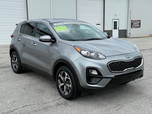 Used 2021 Kia Sportage LX w/ LX AWD Popular Package image 11