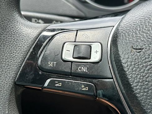 Used 2017 Volkswagen Jetta S FWD image 24