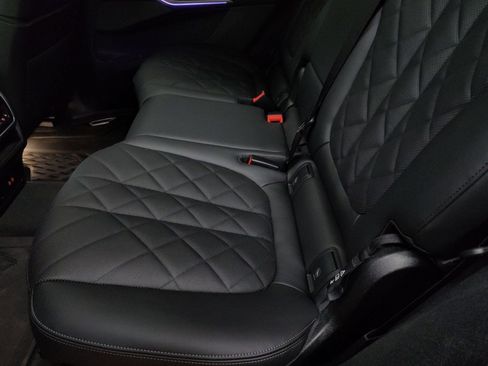 Used 2026 BMW X7 xDrive40i w/ M Sport Package AWD/4WD image 24