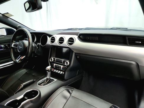 Used 2020 Ford Mustang Premium RWD image 22