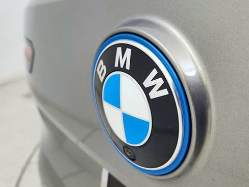 Used 2023 BMW iX xDrive50 w/ Premium Package image 16