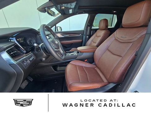 New 2026 Cadillac XT5 Premium Luxury image 10