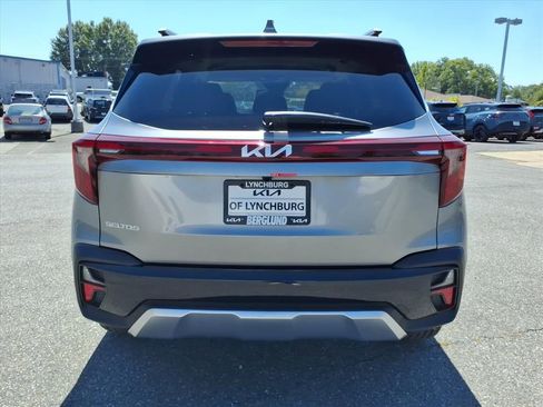 New 2026 Kia Seltos S image 5